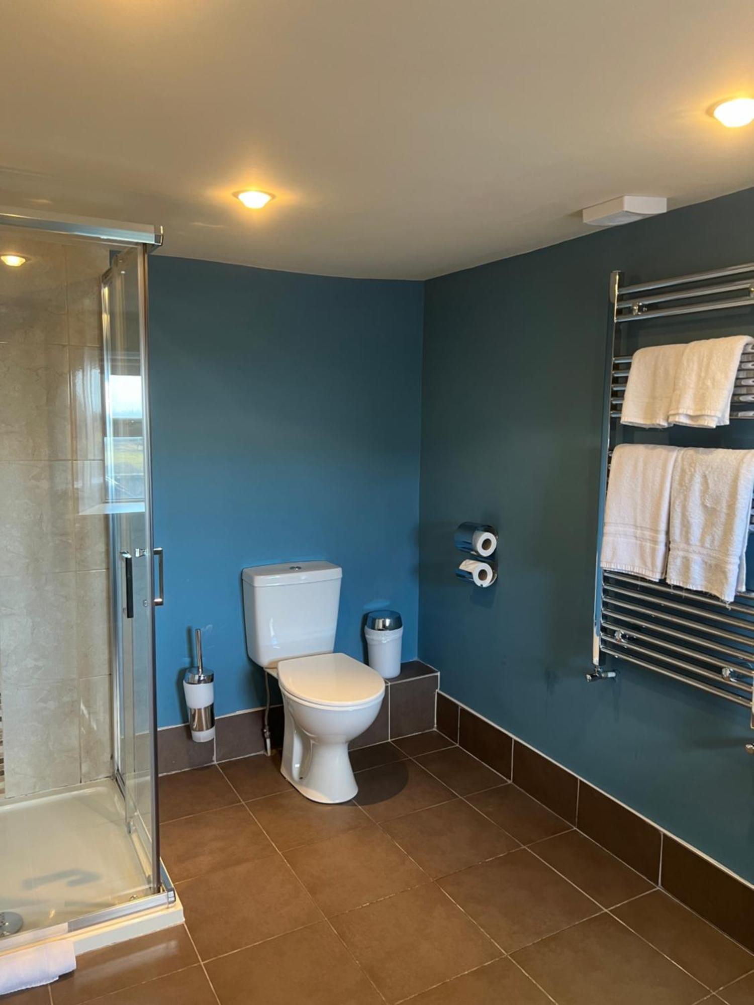 The Townhouse Bed & Breakfast Milltown Malbay Ngoại thất bức ảnh