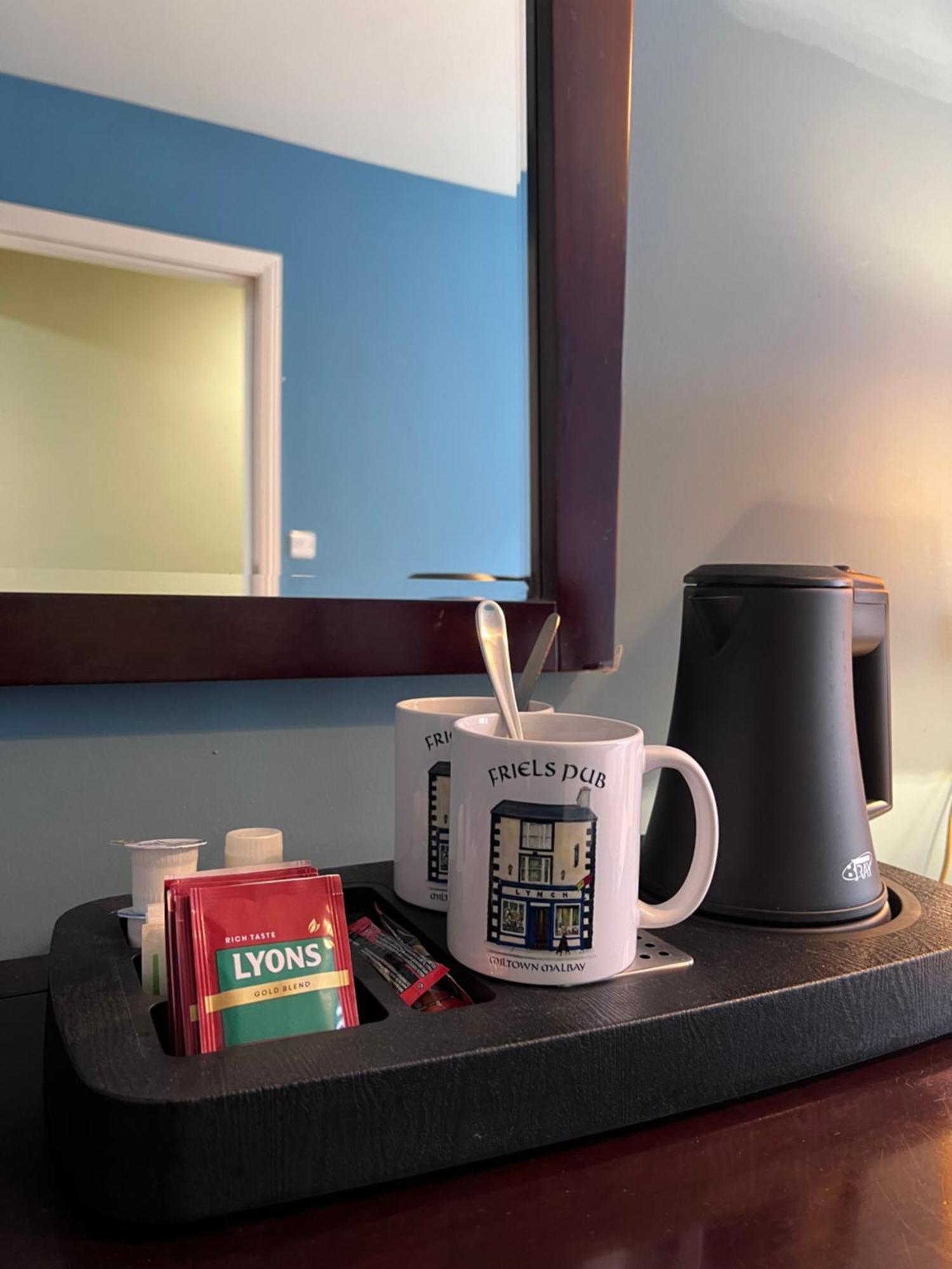 The Townhouse Bed & Breakfast Milltown Malbay Ngoại thất bức ảnh