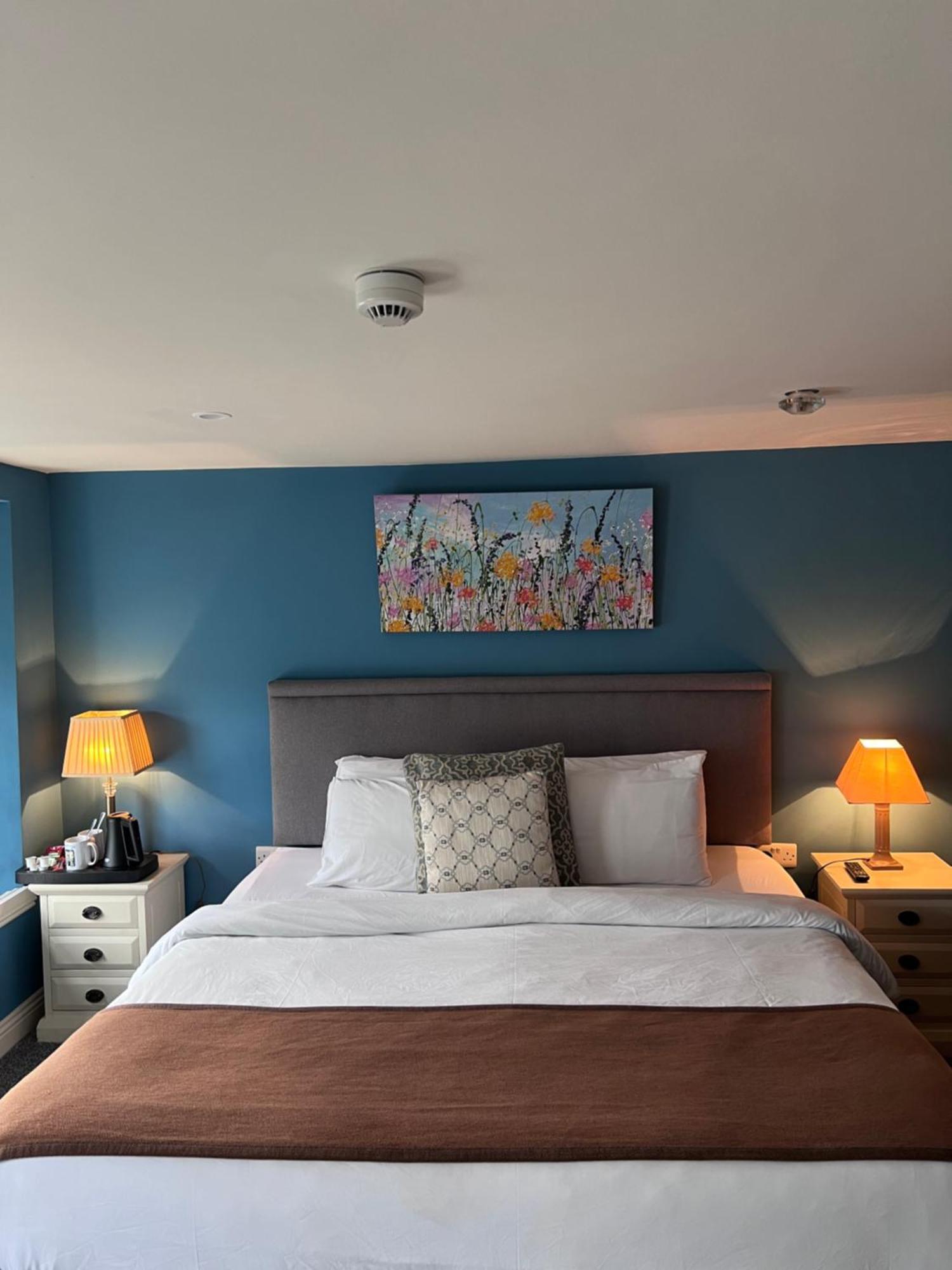 The Townhouse Bed & Breakfast Milltown Malbay Ngoại thất bức ảnh