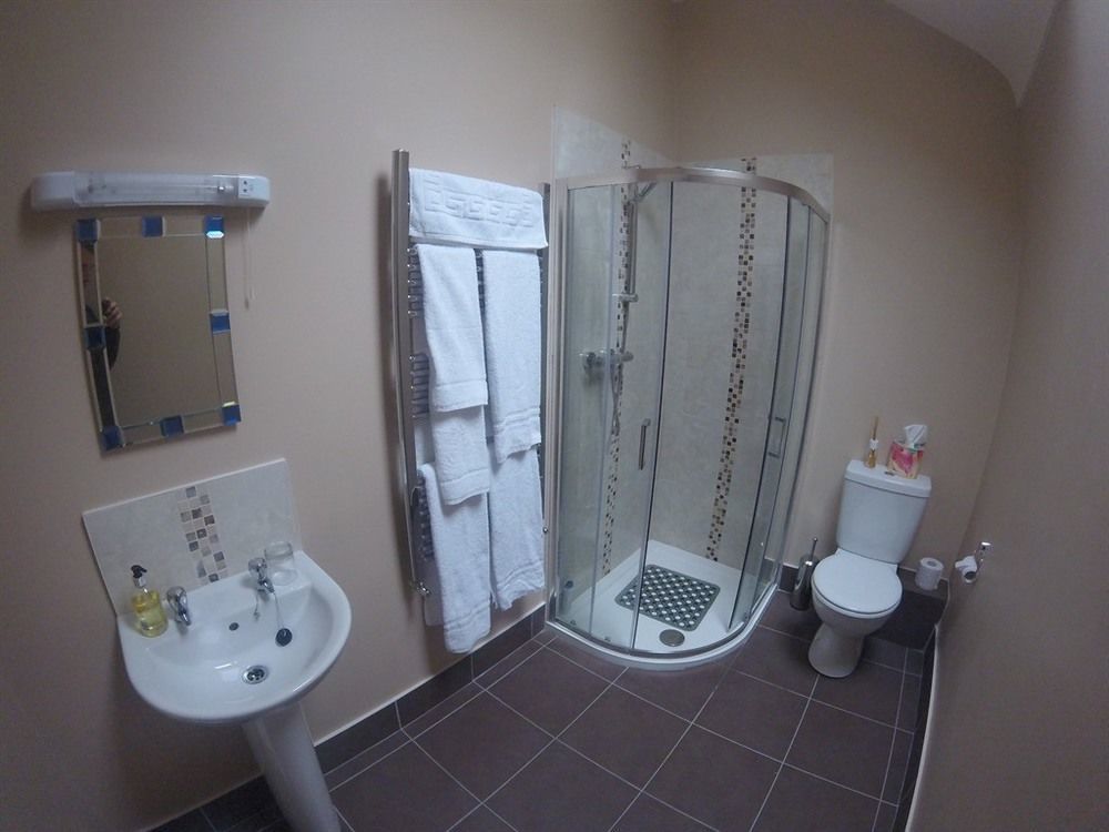 The Townhouse Bed & Breakfast Milltown Malbay Ngoại thất bức ảnh