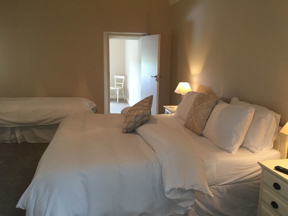 The Townhouse Bed & Breakfast Milltown Malbay Ngoại thất bức ảnh